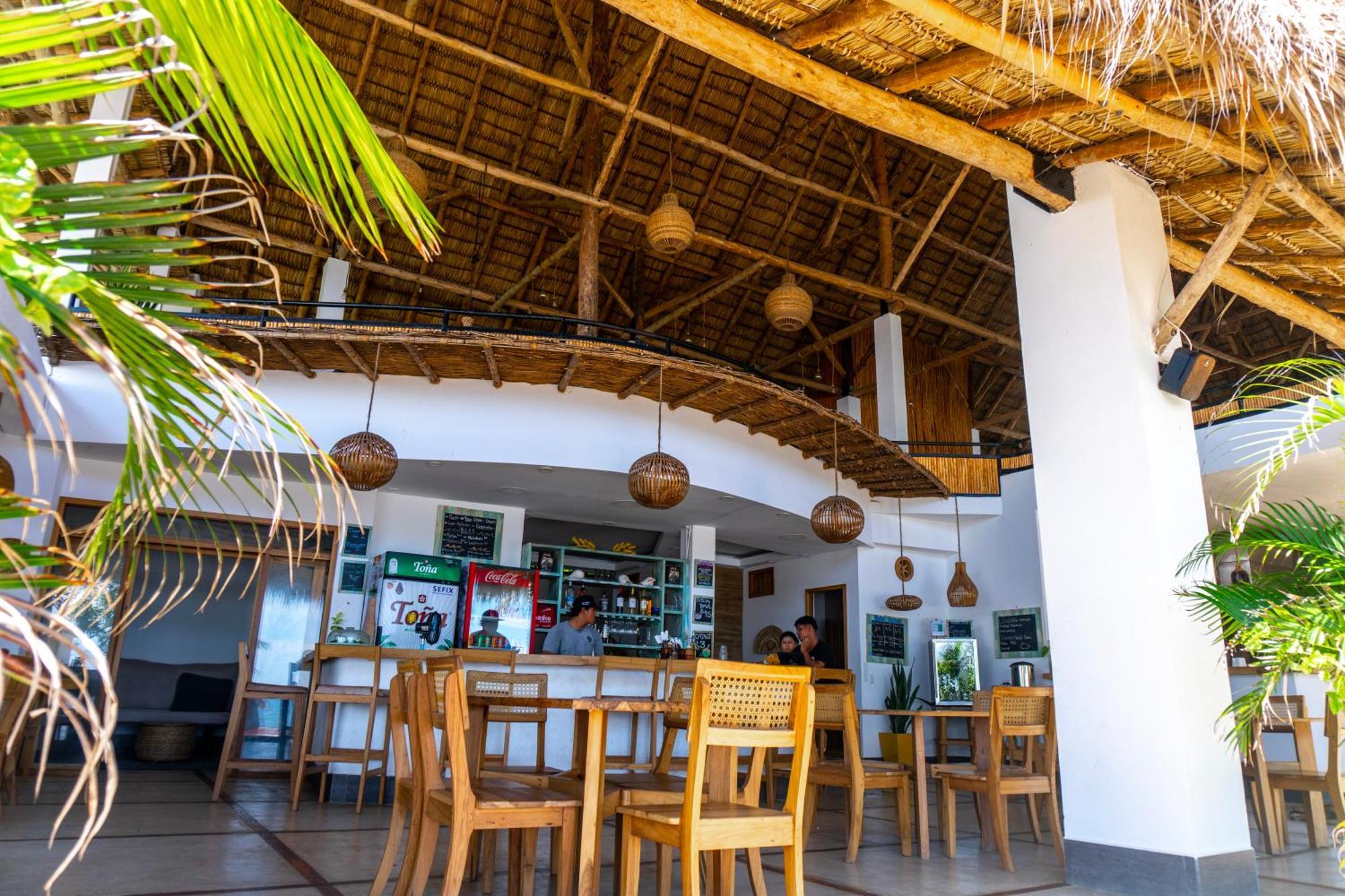 Miramar Surfcamp Villa Puerto Sandino Exteriör bild