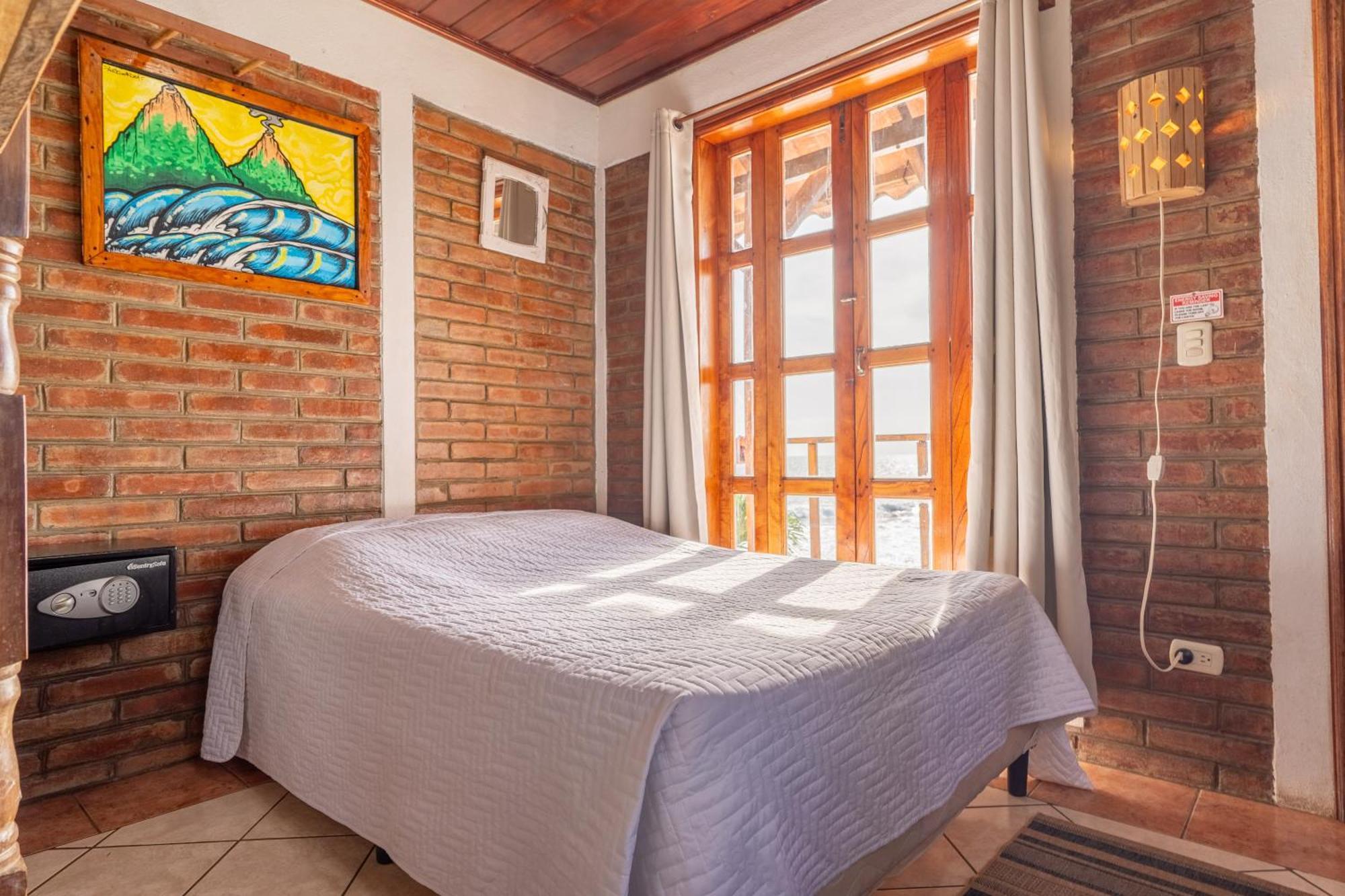 Miramar Surfcamp Villa Puerto Sandino Exteriör bild
